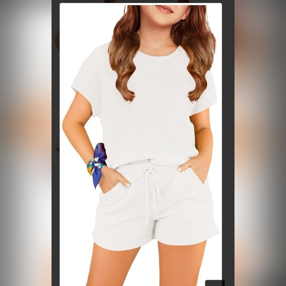 Girls Size 12 White Casual T-Shirt and Shorts Set